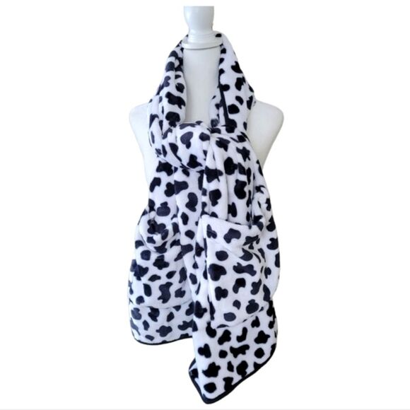 COOHC Cow Print Large Oversized Soft Scarf with Pockets - Picture 2 of 5